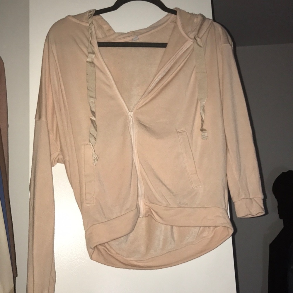 🌸 Princess Tam Tam X Uniqlo zip up hoodie